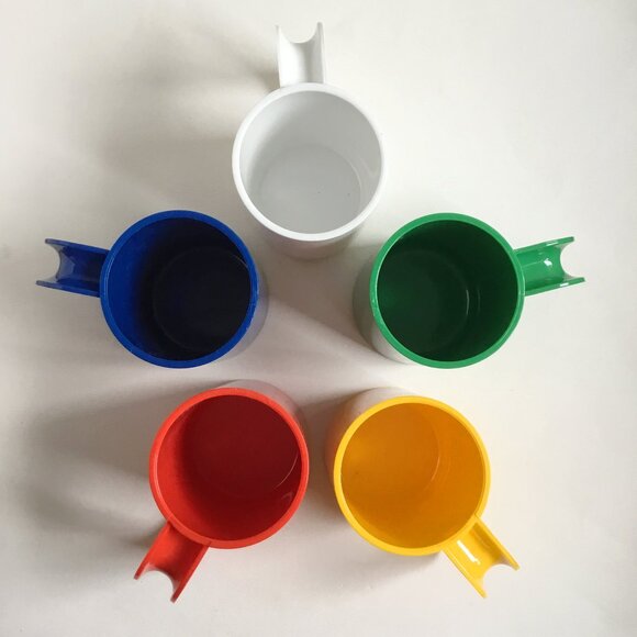 Mid-Century Space Age Ingrid Chicago Multicolor Stacking Picnic Cups Set of 5 - Picture 9 of 15